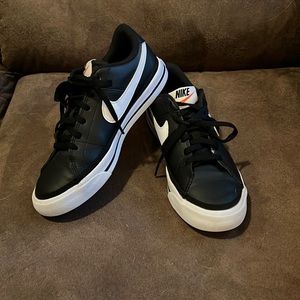 Nike Court Legacy - kids size 4Y